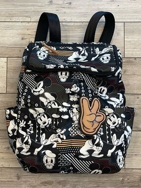 Petunia Pickle Bottom | Disney Mickey & Friends Method Backpack